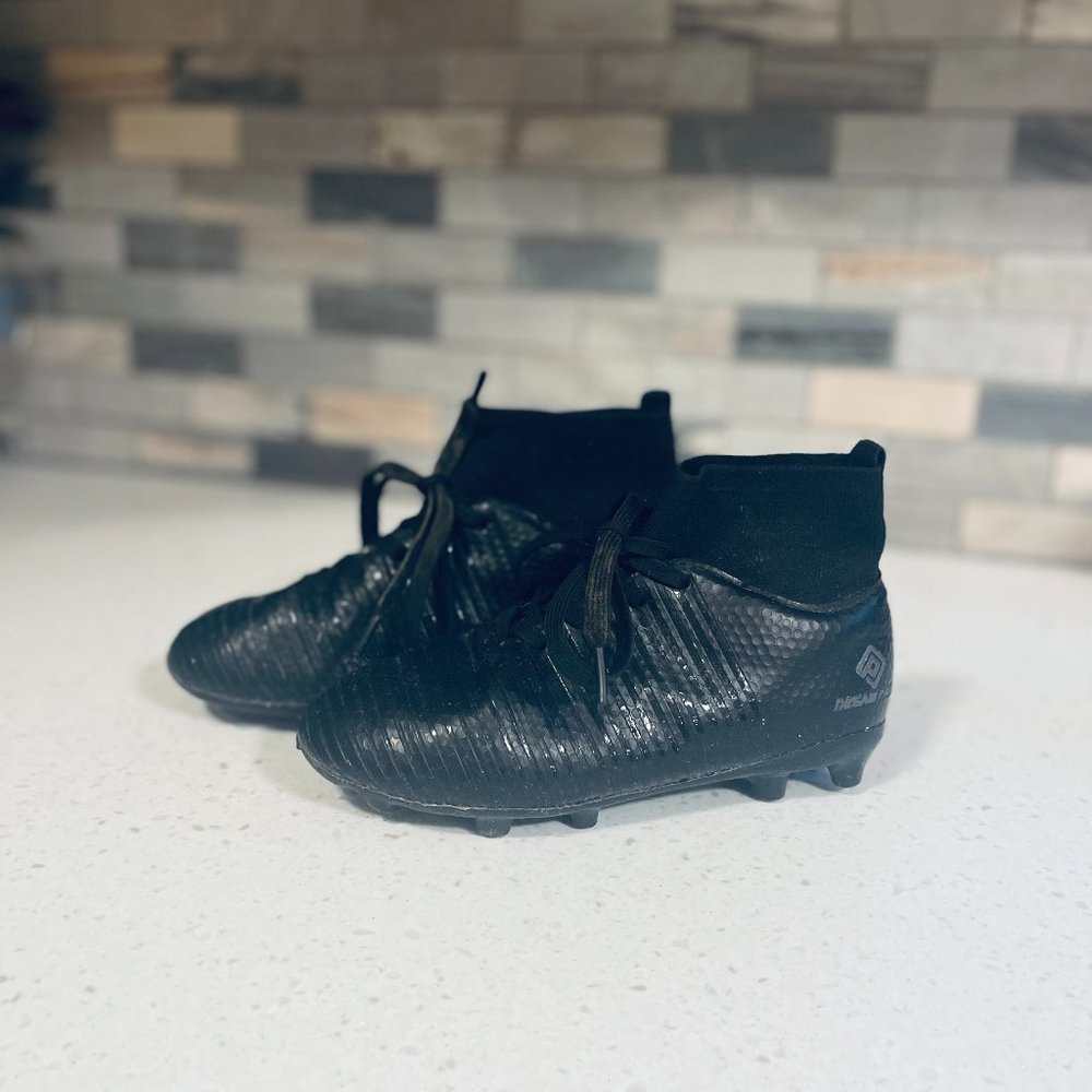 Youth Dream Pairs Football Cleats - Size 1